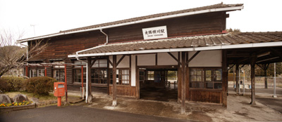 JR肥薩線大隅横川駅駅舎写真