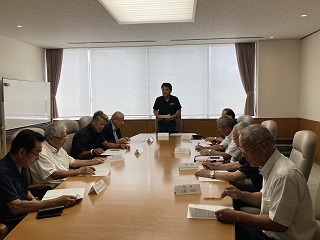 防衛協会理事会の写真
